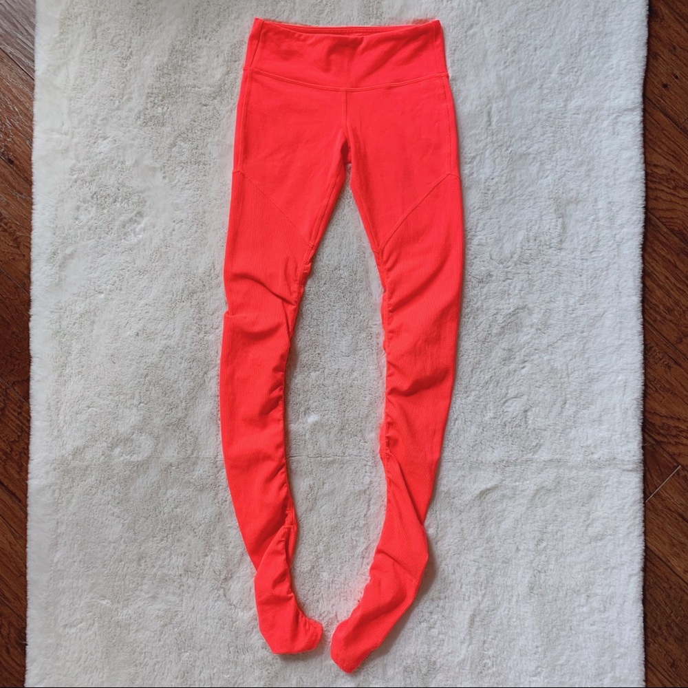 (SOLD) Alo Yoga Goddess 2 leggings (SOLD)